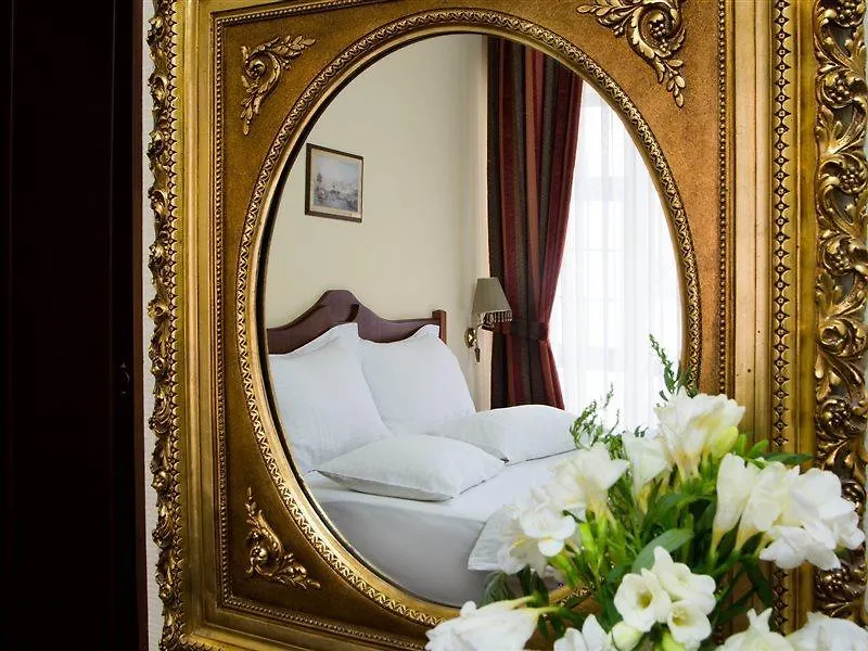 Amber Hotel & Spa Istanbul 4*,